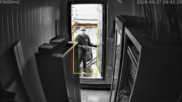 AI人形分析監(jiān)控系統(tǒng)畫(huà)面 AI人形分析監(jiān)控系統(tǒng)畫(huà)面